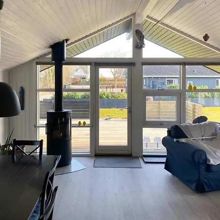 Cozy Summer House With 100 Meters To The Sea Tatil Evi Haderslev