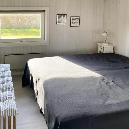 Cozy Summer House With 100 Meters To The Sea Nyaraló *